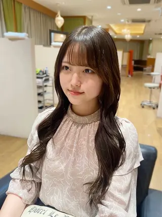 ロング カラー asuka‪‪‎🤍 Lita 1Fのヘアスタイル