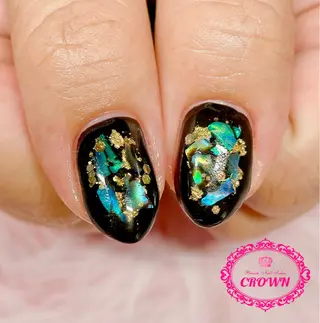 ネイル CROWN プライベートサロンのネイルデザイン