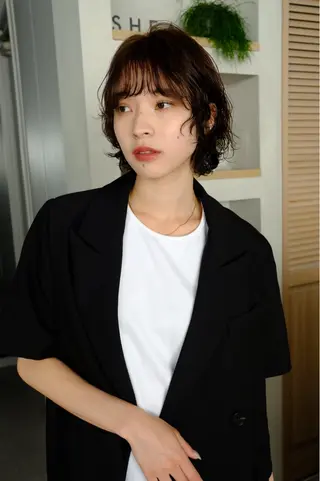 ミディアム パーマ 頭皮につけないカラー /白髪ぼかし/実加永のヘアスタイル