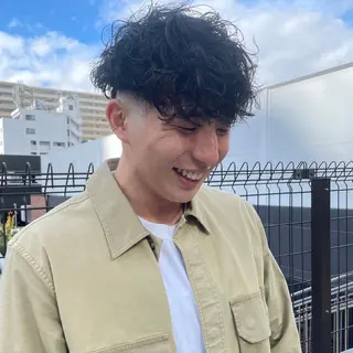 ショート パーマ メンズ メンズヘア特化 崎田 成人のヘアスタイル