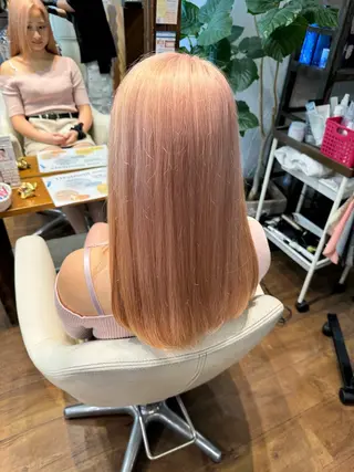 ロング カラー ブリーチカラー🦖 岡部木乃夏のヘアスタイル