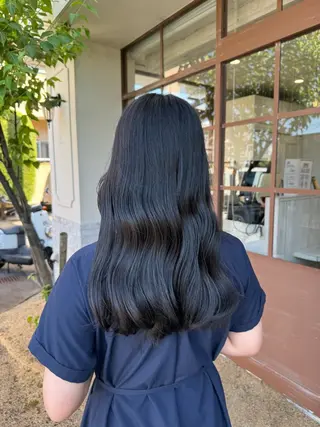 ロング shuri (allier)のヘアスタイル