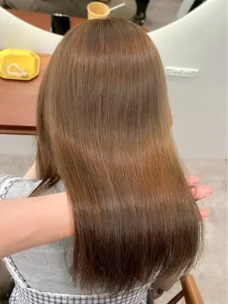 セミロング カラー ヘアアレンジ 立川レイヤー 透明感カラーaoiのヘアスタイル