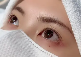 マツエク・マツパ こだわりカラー🕊️ 坪井美南🌼のマツエク・マツパデザイン