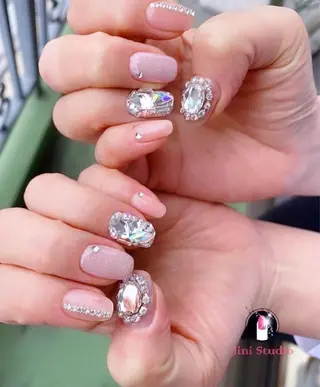 ネイル JINI NAIL所属・ジニ ネイルのネイルデザイン