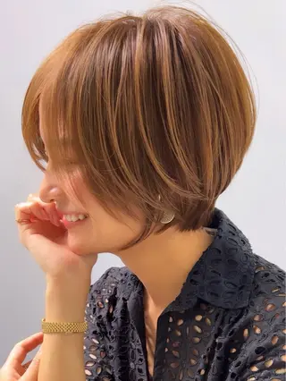 ショート カラー Laff新宿所属・縮毛矯正/ボブ 新宿/ショート/航輝のヘアスタイル