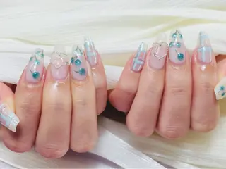 ロング 野々下 真理のネイルデザイン