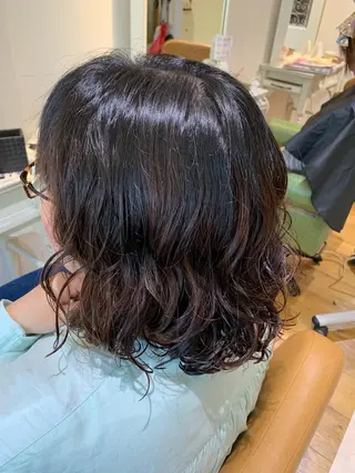 ミディアム パーマ 奥野 理香子のヘアスタイル