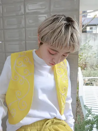 ショート カラー ブリーチカラーが人気 onnuのヘアスタイル