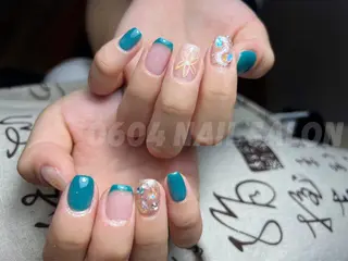 ネイル ishiro 🍂のネイルデザイン