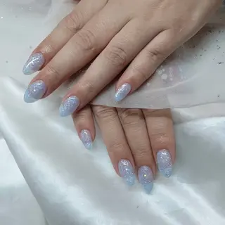 ネイル 金井 奈々のネイルデザイン