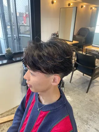 ショート 川副/シャドウ/ 波巻き/メンズパーマのヘアスタイル