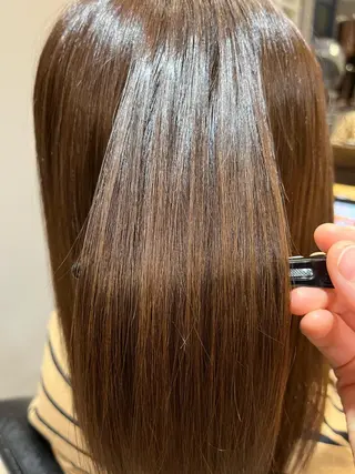 セミロング カラー まつしま ちひろのヘアスタイル