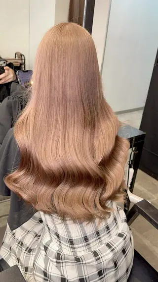 ロング 吉川優勢/ ハイトーン/エクステのヘアスタイル