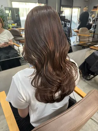 セミロング カラー AIRI layer cut hairのヘアスタイル