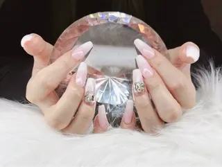 ネイル s. aiのネイルデザイン