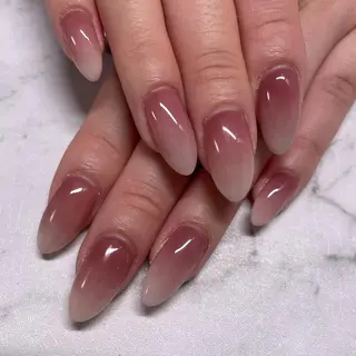 ネイル Beauty Salon amour所属・Seven's / NANAのネイルデザイン