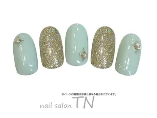 ネイル 矢川 まどかのネイルデザイン