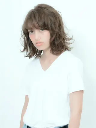 ミディアム カラー 倉橋 俊輔のヘアスタイル
