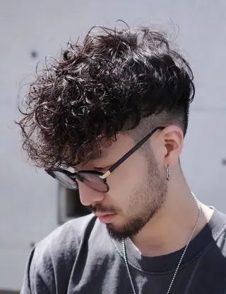 パーマ 松田 優斗のヘアスタイル