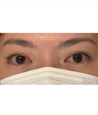 マツエク・マツパ まつげパーマカラー モデルBAGUS凜華のヘアスタイル