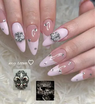 ネイル うるま市サロン Yuko Izawaのネイルデザイン