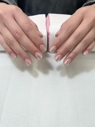 ネイル anna 🤍🌷 MAXKELLYのネイルデザイン