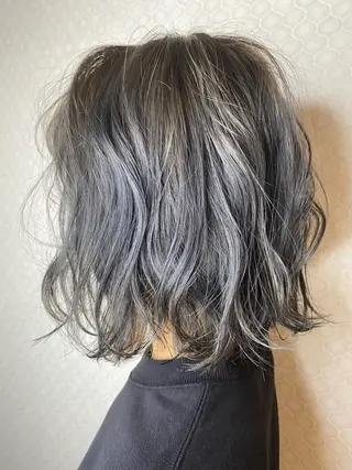 ミディアム サロンド・かわの所属・岡野 咲絢【Saaya.】のヘアスタイル