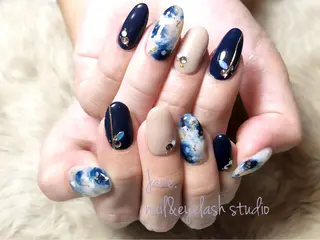 ネイル Yakko pas á pasのネイルデザイン