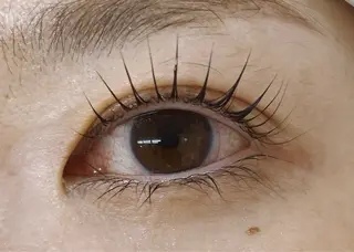 マツエク・マツパ TotalSalon Briller所属・Nakashita Sayakaのエステ・リラクイメージ