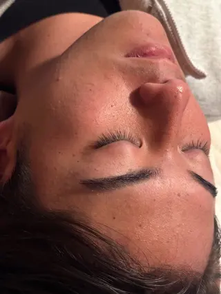 アイブロウ be.me yuunaのネイルデザイン