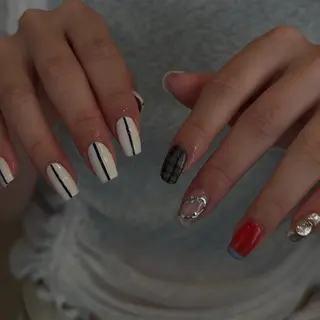 ネイル NINE_ SAKIのネイルデザイン