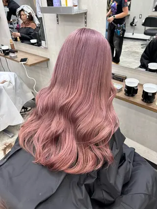ロング 🌈ハイトーンカラー ⋆˚ʚɞにいな🌈のヘアスタイル