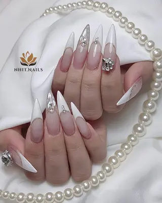 ネイル Nhit Nailsのネイルデザイン