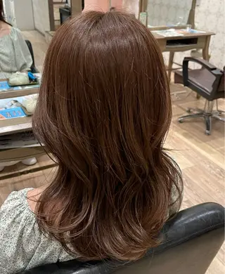 ミディアム HELME(エルメ)なんばマルイ所属・moriyama momoのヘアスタイル