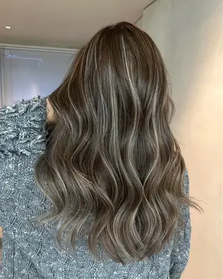 ロング カラー 💖韓国風💖 レイヤー/LISAのヘアスタイル