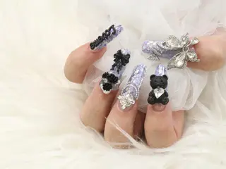 ネイル ❤️💛REBEST 付け放題Nailのネイルデザイン
