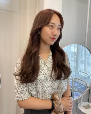 ロング カラー レイヤーカット🎀 kanaのヘアスタイル