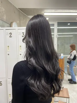 ロング カラー Kotoko🖤/海 外/バレイヤージュのヘアスタイル