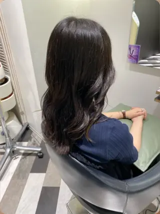 セミロング 🫧透明感カラーレイ ヤースタイル松浦元海のヘアスタイル