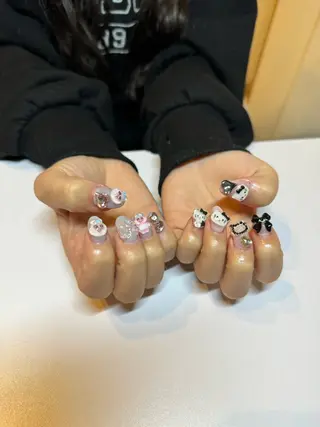 ネイル 濱岡 咲のネイルデザイン