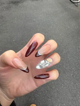 ネイル nail.salon .Reversalのネイルデザイン