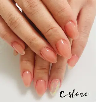 ネイル estone　岩本 有希子のネイルデザイン