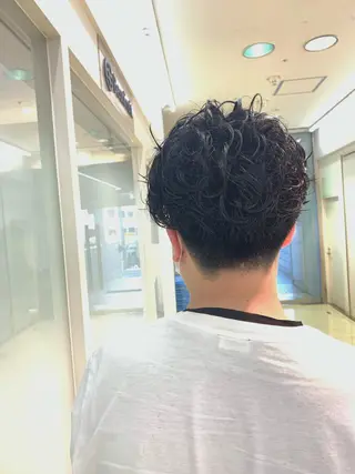 パーマ メンズ 似合わせカラー/艶 髪質改善/ヨシザキのヘアスタイル