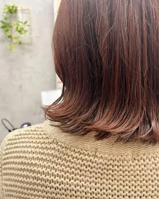 カラー Misora/ボブ/ レイヤー/艶カラーのヘアスタイル