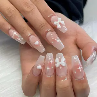 ネイル Lee Nailsのネイルデザイン
