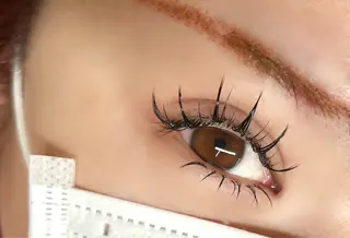 マツエク・マツパ Beauty Salon Karen所属・島袋 育子のマツエク・マツパデザイン