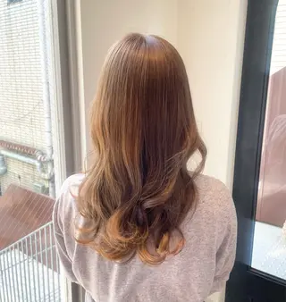 ミディアム 森山 陽菜のヘアスタイル