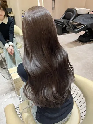 ロング 顔周りカット/ 透明感カラー/ユナのヘアスタイル