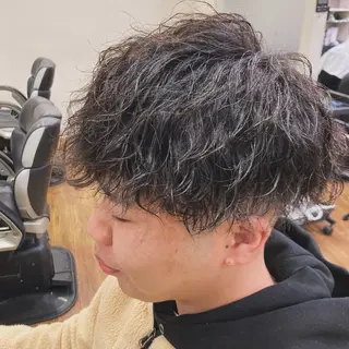ショート パーマ メンズ パーマ職人 矢部絢一のヘアスタイル